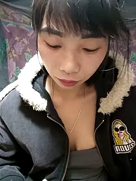 Snapshot of mekaka00 chatting on December 2025 03:51:02 PM mekaka00 online show from December 2025 03:51:02 PM