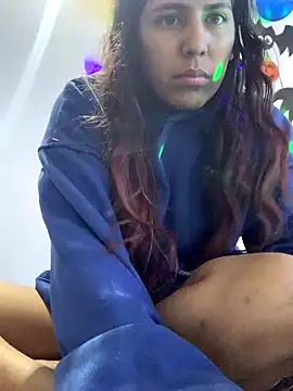 Snapshot of TifannyKitty__ chatting on October 2025 01:55:02 PM TifannyKitty online show from October 2025 01:55:02 PM