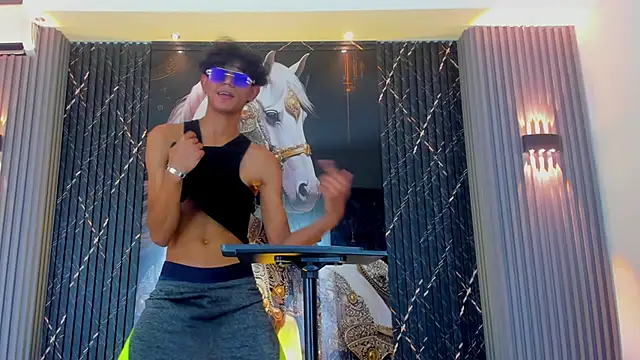 Snapshot of Sex_Boy_33_ chatting on November 2025 07:25:01 PM Sex Boy 33 online show from November 2025 07:25:01 PM