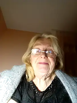 Snapshot of AmyLove353 chatting on November 2025 09:24:01 PM AmyLove353 online show from November 2025 09:24:01 PM