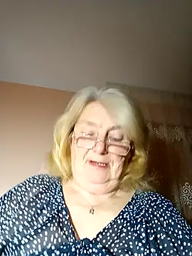 Snapshot of AmyLove353 chatting on November 2025 08:19:01 PM AmyLove353 online show from November 2025 08:19:01 PM