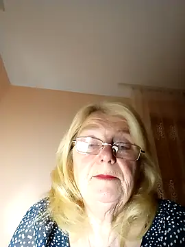 Snapshot of AmyLove353 chatting on November 2025 09:58:01 PM AmyLove353 online show from November 2025 09:58:01 PM