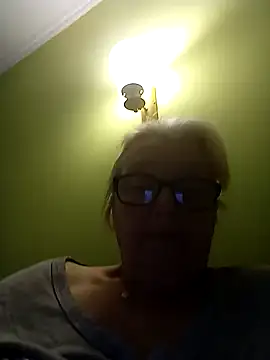 AmyLove353 online show from February 2026 05:37:02 AM