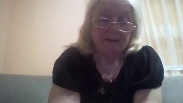 AmyLove353 online show from April 2026 08:57:02 PM