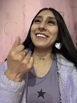 Violeet-Smith online show from April 2026 02:51:02 AM