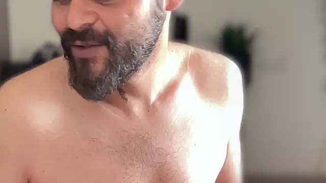 MakeMeAwareAah online show from January 2026 03:32:01 AM