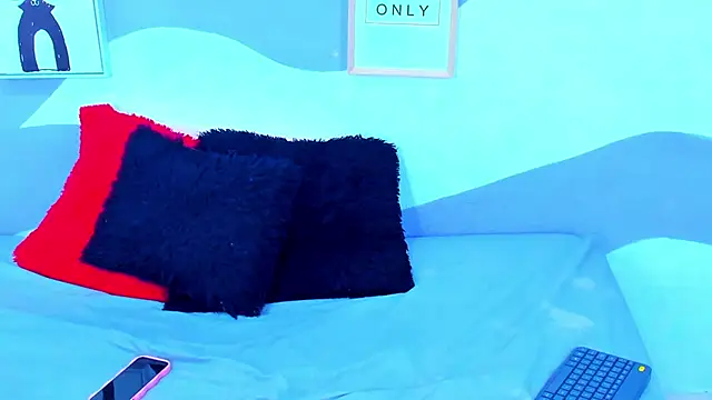 VIOLETA-28 online show from December 2025 12:21:02 PM