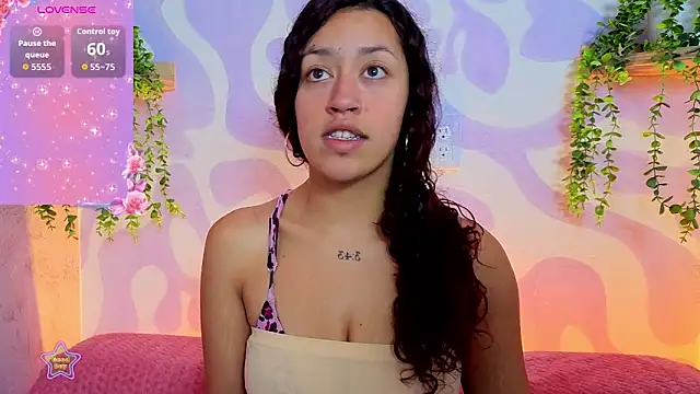 mia scarlett7 online show from June 2026 01:04:02 PM