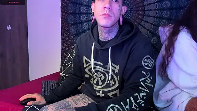 cleoo jhonny online show from February 2026 03:37:01 AM