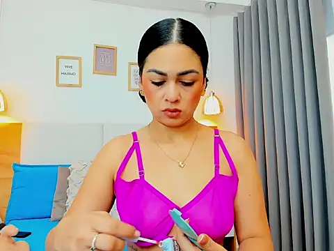 Snapshot of Abbie_royy chatting on November 2025 12:20:01 PM Abbie royy online show from November 2025 12:20:01 PM