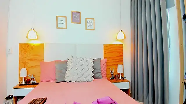 Snapshot of Abbie_royy chatting on December 2025 01:16:02 PM Abbie royy online show from December 2025 01:16:02 PM