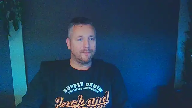 Snapshot of Woody_Longbong chatting on November 2025 03:54:01 PM Woody Longbong online show from November 2025 03:54:01 PM