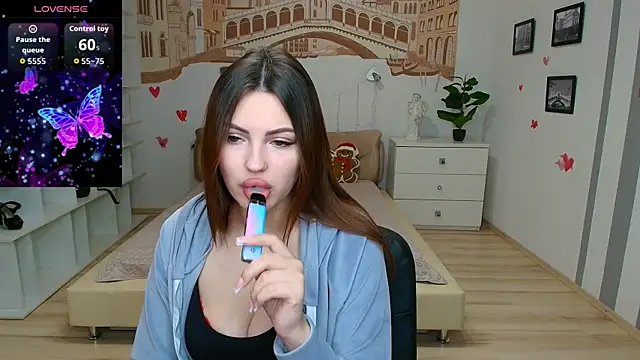 Snapshot of KittyShenson chatting on March 2026 06:40:02 AM KittyShenson online show from March 2026 06:40:02 AM