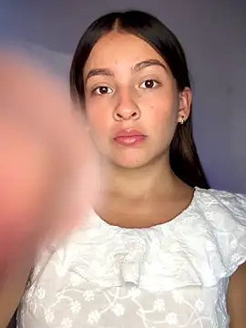 Talia Bonet online show from February 2026 01:43:01 PM