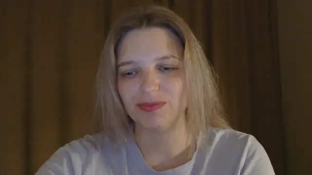 ElisSky301 online show from April 2026 07:53:01 PM
