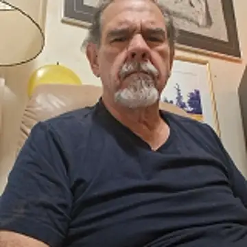 Snapshot of pena633 chatting on November 2025 10:19:02 PM pena633 online show from November 2025 10:19:02 PM