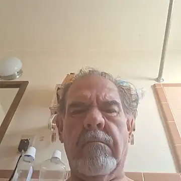 Snapshot of pena633 chatting on November 2025 12:59:02 PM pena633 online show from November 2025 12:59:02 PM