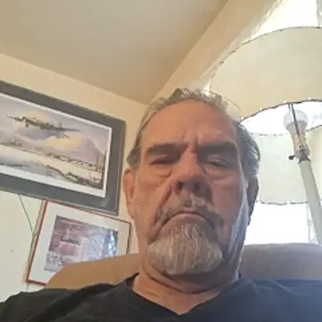 Snapshot of pena633 chatting on November 2025 03:23:01 PM pena633 online show from November 2025 03:23:01 PM