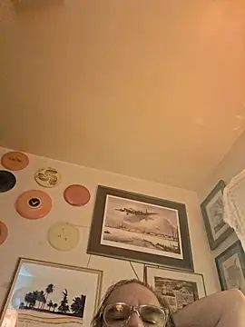 Snapshot of pena633 chatting on November 2025 01:20:02 AM pena633 online show from November 2025 01:20:02 AM