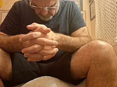 Snapshot of pena633 chatting on December 2025 03:27:02 AM pena633 online show from December 2025 03:27:02 AM