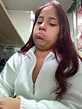 Snapshot of TamySweet69 chatting on December 2025 03:54:02 PM TamySweet69 online show from December 2025 03:54:02 PM