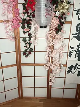 Snapshot of yum3doll chatting on December 2025 07:45:02 PM yum3doll online show from December 2025 07:45:02 PM