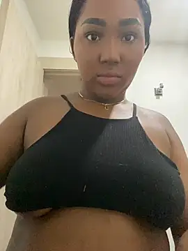 Snapshot of Viana_dior chatting on October 2025 08:31:01 PM Viana dior online show from October 2025 08:31:01 PM