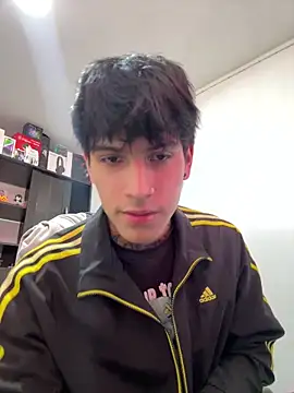 Snapshot of sflps chatting on December 2025 05:20:01 PM sflps online show from December 2025 05:20:01 PM