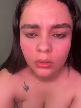 Snapshot of Selena_Roa chatting on November 2025 09:36:01 PM Selena Roa online show from November 2025 09:36:01 PM