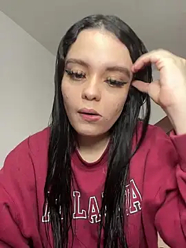 Snapshot of Selena_Roa chatting on February 2026 04:30:01 PM Selena Roa online show from February 2026 04:30:01 PM