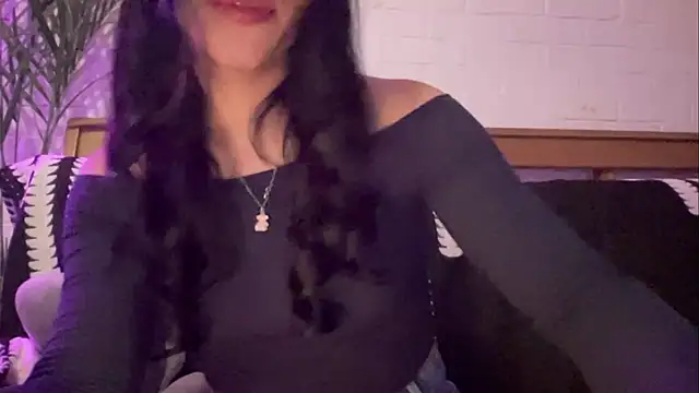 Snapshot of kaithra chatting on November 2025 01:49:02 AM kaithra online show from November 2025 01:49:02 AM