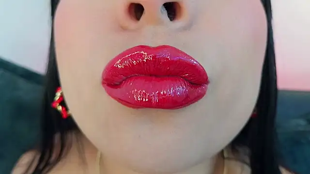 Snapshot of mia_roux1 chatting on April 2026 09:16:01 PM mia roux1 online show from April 2026 09:16:01 PM