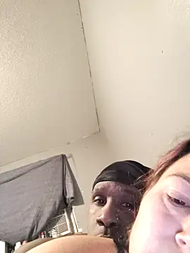 Snapshot of mrspowercouple93 chatting on October 2025 05:30:01 AM mrspowercouple93 online show from October 2025 05:30:01 AM