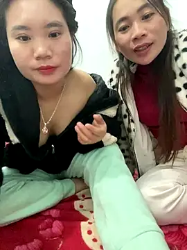 Snapshot of Irin_jo chatting on November 2025 08:46:02 PM Irin jo online show from November 2025 08:46:02 PM