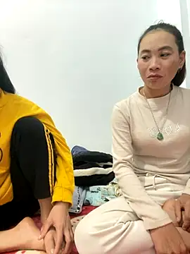 Snapshot of Irin_jo chatting on December 2025 05:19:02 PM Irin jo online show from December 2025 05:19:02 PM