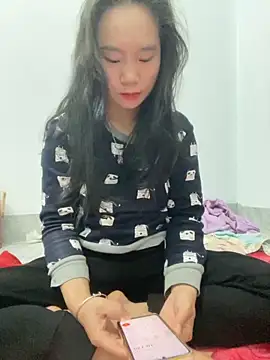 Snapshot of Irin_jo chatting on December 2025 06:15:01 PM Irin jo online show from December 2025 06:15:01 PM