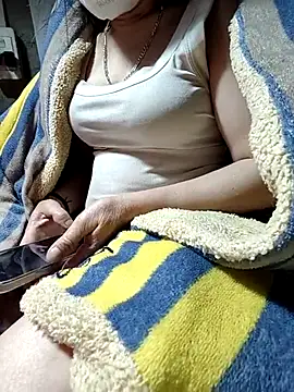 love-xx online show from February 2026 11:30:02 PM