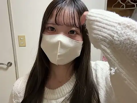 Snapshot of pomu_chan chatting on November 2025 11:20:02 AM pomu chan online show from November 2025 11:20:02 AM