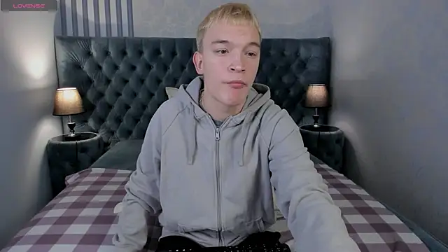 Derek Banville online show from January 2026 07:38:02 PM