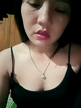 Snapshot of -Lanaa- chatting on October 2025 10:30:02 PM -Lanaa- online show from October 2025 10:30:02 PM