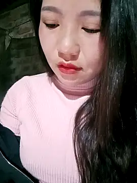 Snapshot of -Lanaa- chatting on November 2025 04:29:01 PM -Lanaa- online show from November 2025 04:29:01 PM