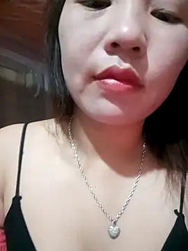 Snapshot of -Lanaa- chatting on December 2025 07:56:02 PM -Lanaa- online show from December 2025 07:56:02 PM