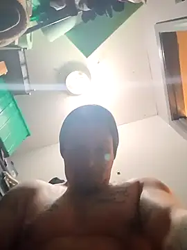 Snapshot of DadDDick925 chatting on December 2025 08:09:02 AM DadDDick925 online show from December 2025 08:09:02 AM