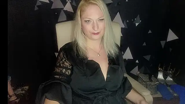 Snapshot of MonicaMis chatting on November 2025 03:34:01 PM MonicaMis online show from November 2025 03:34:01 PM