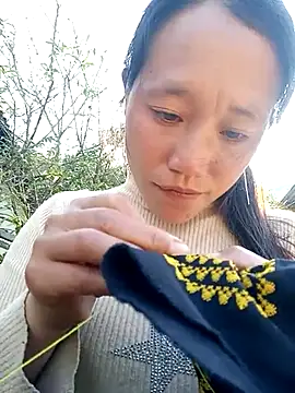 Snapshot of Phantamay chatting on November 2025 07:19:02 AM Phantamay online show from November 2025 07:19:02 AM