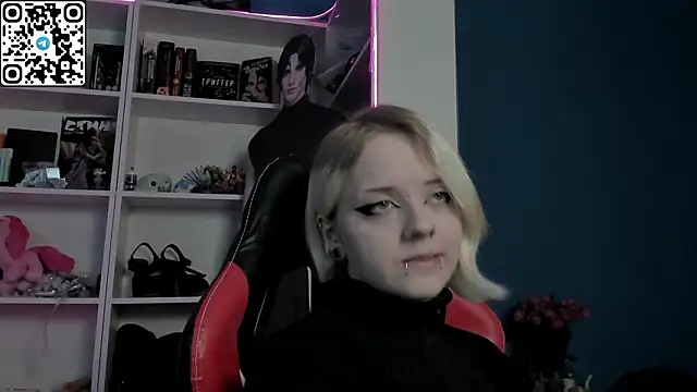 Snapshot of Holy_Mistress_S chatting on February 2026 11:29:02 AM Holy Mistress S online show from February 2026 11:29:02 AM