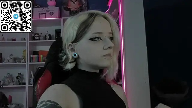 Holy Mistress S online show from May 2026 08:09:02 AM