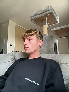 Snapshot of Charlycki chatting on October 2025 08:18:01 AM Charlycki online show from October 2025 08:18:01 AM