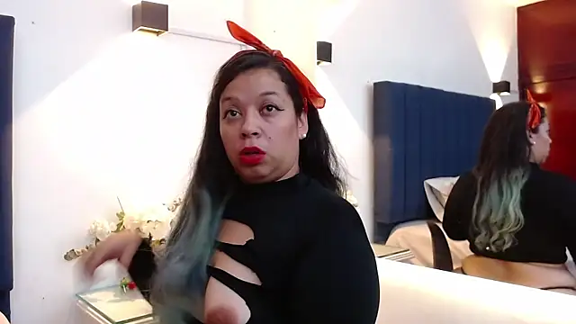 Snapshot of Angyrios chatting on October 2025 11:22:01 AM Angyrios online show from October 2025 11:22:01 AM