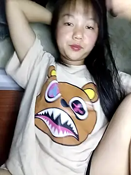 Quynhsumon online show from March 2026 03:37:02 PM